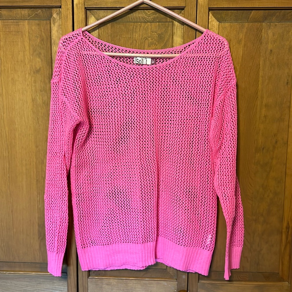 Women’s Knit Long Sleeve Top